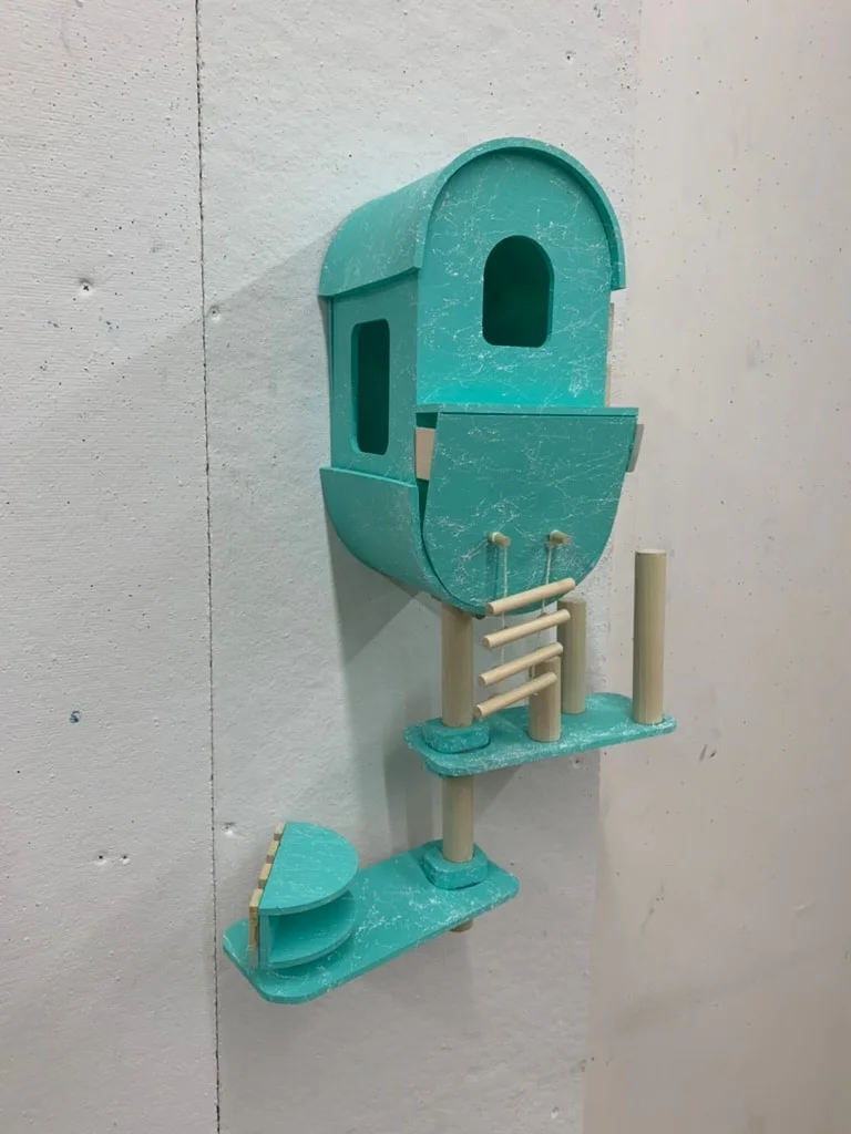 The Parrot Place, final product